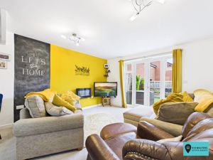 Living Area - click for photo gallery